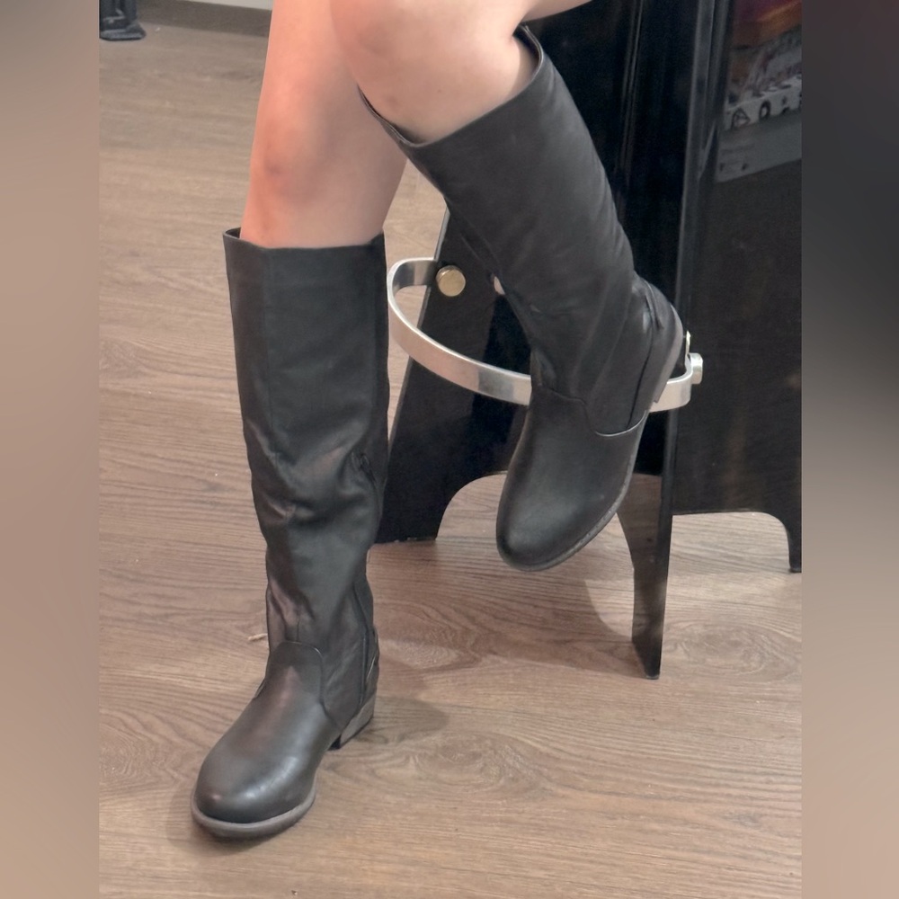 Rider boots